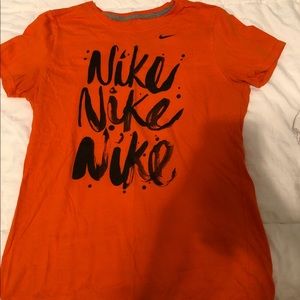 Nike tee